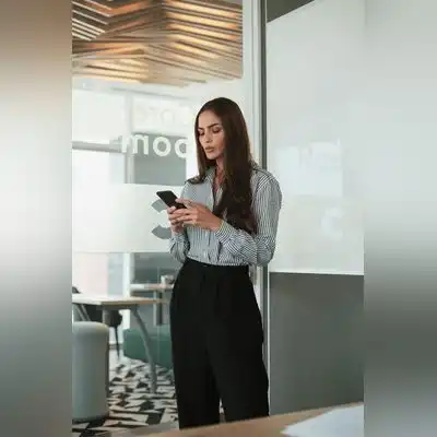 江英荻